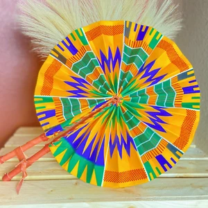 African Ankara Wax Print Foldable Hand Fan - Picture 1 of 1