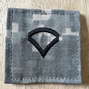 Patch ufficiale US Made US Army Rank Private 1a classe facile da attaccare - Foto 1 di 3
