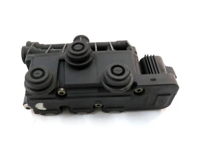 2011 LAND ROVER LR4 — БЛОК КЛАПАНОВ ПНЕВМОПОДВЕСКИ - Изображение 1 из 4