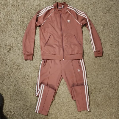 Traje de chándal Adidas para mujer talla pequeña rosa polvoriento malva cremallera completa con bolsillos usado en excelente estado Foto 1 de 4