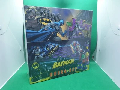 Batman The Dark Knight vs The Joker Chess Set Noble Collection DC Comics  Sealed - Image 1 of 4