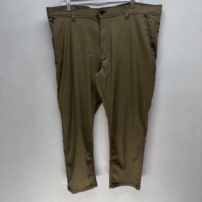 Weatherproof Quick Dry Men's Pants Size 42x30 Straight Leg Green Mid Rise - Image 1 of 4