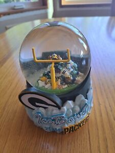 BART STARR PACKERS FOREVER COLLECTIBLES LEGENDS OF THE FIELD ICE BOWL SNOW GLOBE