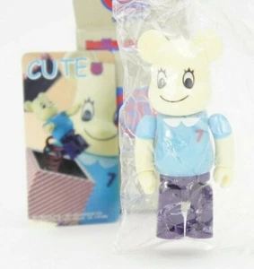 Medicom Be@rbrick 100% Series 7 Cute Girl S07 Art Toy Bearbrick New 2003 - Picture 1 of 2