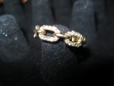 Costume jewelry chain link with plastic diamonds Ring size 6.5 - Image 1 of 2