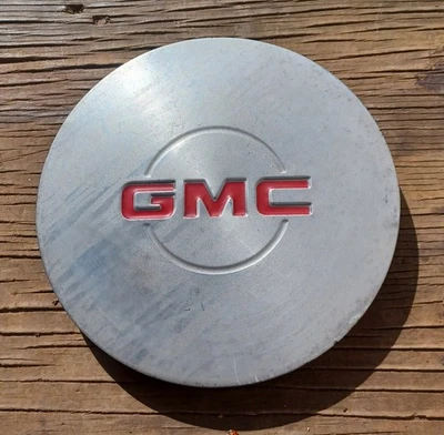 GMC Yukon, Sierra 1500 tapa central 1999-2005, pieza # 15040220 02 Foto 1 de 3