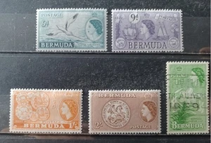 BERMUDES 1933-58-lot 5 timbres (4 neufs (charn.)/1 oblit. Y&T# entre 135 et 144 - Imagen 1 de 2
