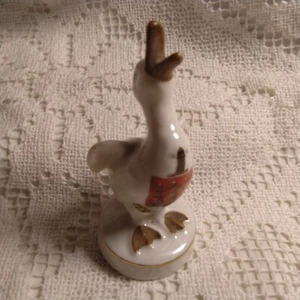 Crested China Duck Airing Wings PORTLAND Britain Porcelain Ornament Souvenir - Picture 1 of 11