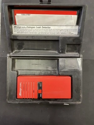 SNAP-ON ACT5550 HALOGEN LEAK DETECTOR WITH MANUAL AND FACTORY CASE - Image 1 of 3