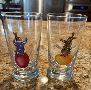 Peter Rabbit Williams Sonoma Bunny Easter Egg Brunch Glasses 5" Band Music NICE - Picture 1 of 7