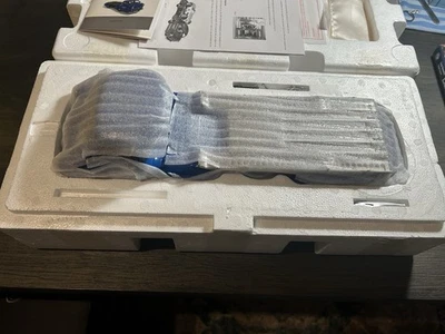 Mercedes Benz  1954 Renntransporter CMC 1/18 NEW!!! - Immagine 1 di 4