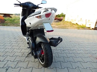 Kennzeichenhalter Peugeot C-Tech Darkside Jetforce 50 Roller G-Tech TSDI Weiss - Bild 1 von 4