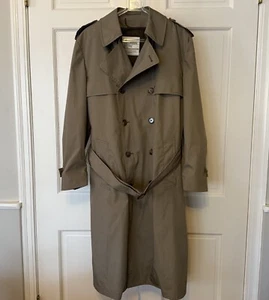 London Fog Classic Herren Trenchcoat mit Zip-Out Thinsulate Futter, Gr. 42 Reg. - Bild 1 von 23