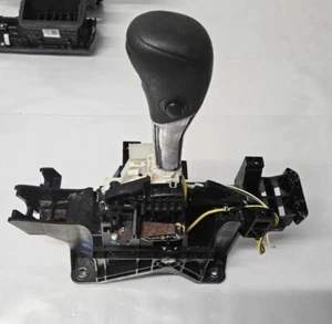 Nissan Rogue 2016 2,5 L transmisión AT, piso cambio de marchas conjunto OEM - Imagen 1 de 10