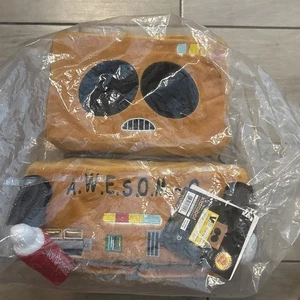 KIDROBOT South Park Eric Cartman AWESOM-O 4000 peluche parlante NUOVO - Foto 1 di 3