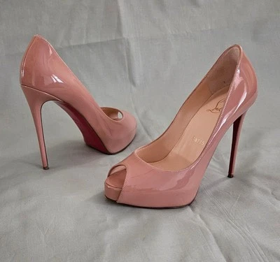 Women's Christian Louboutin Tan Patent Leather Open-Toe Heels Size 6 US - Image 1 of 4