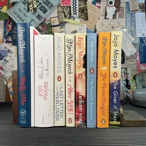 Lot of 9 Paperback & Hardcover Books by Jojo Moyes - Picture 1 of 7