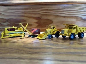 MATCHBOX BULLDOZER, POWER SHOVEL, EXCAVATOR, DUMP TRUCK 4 PIECE BUNDLE VINTAGE - Picture 1 of 18