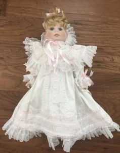 3 Face Rotating Head Porcelain Baby Doll Happy Sleepy Vintage - Picture 1 of 7