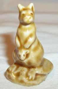 Red Rose tea Australian kangaroo & joey figurine, Wade collectible, England made - Picture 1 of 8