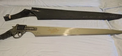 United Cutlery Final fantasy VIII Squall Gunblade Sword - Image 1 of 4