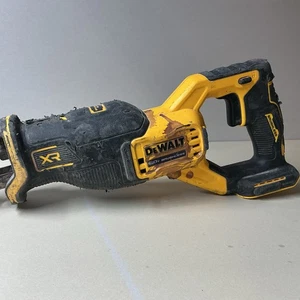 Dewalt DCS382 xr 20v brushless reciprocating Saw ⭐️For Parts⭐️ - Picture 1 of 8