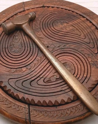 Martillo de acero vintage con electrodo fino de cobre. Defectos de 8" Foto 1 de 4