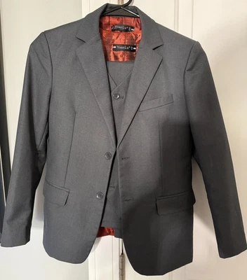 Terno YuanLu masculino 3 peças tamanho 10 cinza escuro – limpo, pronto para férias - Imagem 1 de 4