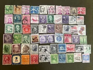 Vintage Lot of 60 Postage Stamps (1067) - Picture 1 of 8