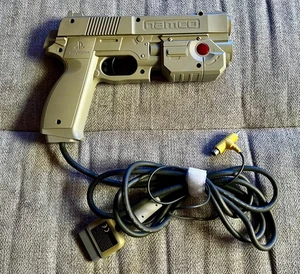 G-Con 45 Light Gun PS1 - Picture 1 of 2