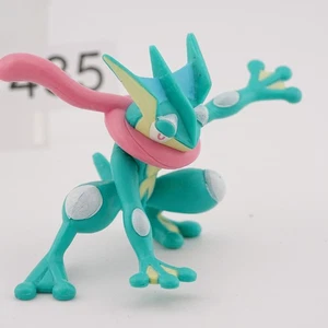 Raro brillante Greninja T-arts figura pokemon - Imagen 1 de 5
