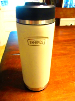THERMOS 32oz Stainless Steel Icon Series with straw lid - Image 1 of 4