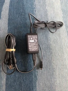 Sony HandyCam AC-L200C Power Supply Charger OEM Genuine - Picture 1 of 3