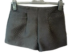 Miss Selfridge Damengröße 10 zierlich schwarz Tier Freizeit Party Hot Pants Shorts  - Bild 1 von 8