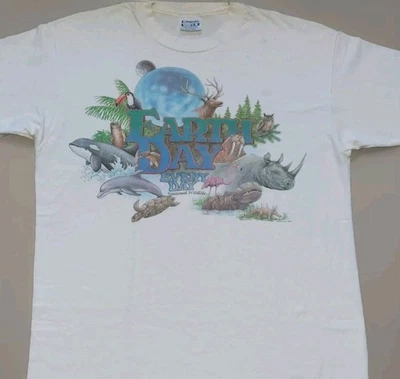 Vintage 90s Earth Day Every Day Graphic T-Shirt XL Single Stitch Nature Wildlife - Image 1 of 4