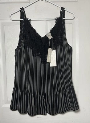 Топ Chico's плиссированный в полоску с кружевными деталями вокруг декольте без рукавов размер 2 - Изображение 1 из 4