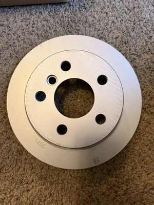 Un nuevo rotor de freno de disco genuino trasero 34216799383 para Mini Cooper Foto 1 de 4