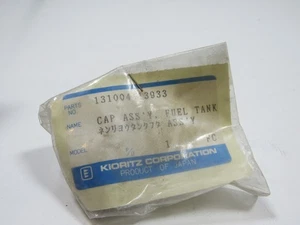 Conjunto de tapa de tanque de combustible Kioritz Echo No. 131004-13933 nuevo OEM #MP1 - Imagen 1 de 2