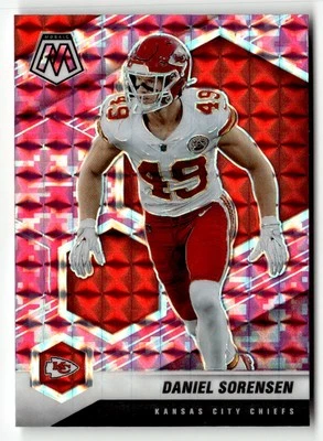 2021 Panini Mosaic #7 Daniel Sorensen Camo Pink - Image 1 of 2