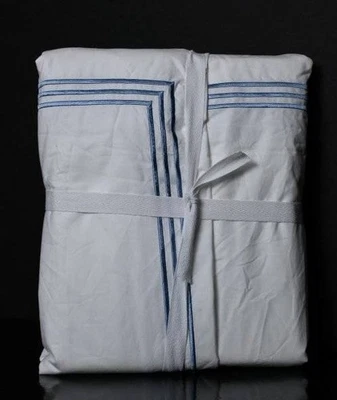 Pottery Barn Cotton Grand Organic Percale Duvet Cover F/Q 92" X 88' Chambray New - Image 1 of 4