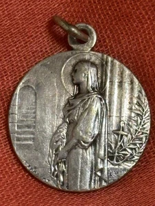 TOLLE ART DECO SAINT PHILOMENA MEDAILLE um 1930 SIGNIERT - Bild 1 von 3