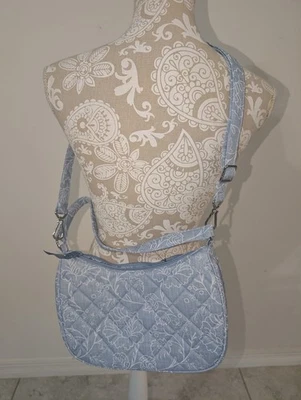 Nuevo con etiquetas Bolso Bandolera Vera Bradley Frannie Media Luna Algodón Dulce Jardín Encaje Foto 1 de 4
