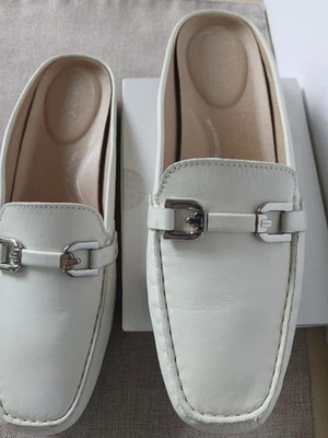 Geox Respira Talla 40 (9.5) EE. UU. Crema Mujer Zapatos de Conducir Sin Cordones Pat. Italiano Foto 1 de 4