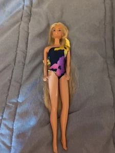 Barbie tropicale vintage Mattel 1986 capelli lunghi con costume da bagno originale - Foto 1 di 4