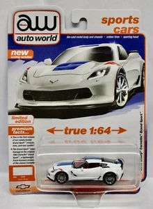 Chevy Corvette Grand Sport 2018 Auto World 1/64 Release 3A Premium blanco      - Imagen 1 de 2