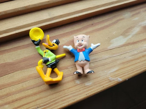 Lot of 2 Vintage PVC Action Figures 1990 Applause PORKY The PIG Daffy Duck 90s Cover