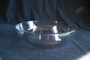 Pyrex Corning M42 Glass Bundt Cake Jello Mold Bread Pan 25cm 10¼" - Picture 1 of 4