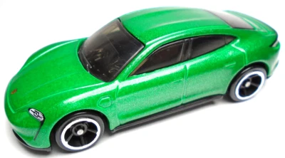 2023 Hot Wheels Porsche Taycan Turbo S Verde 1:64 Diecast 2 7/8" Aros Prata para Carro - Imagem 1 de 4