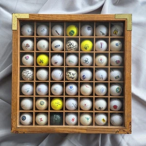 49 Golfball Vitrine Schrank Wandregale HALTER HOLZ +BÄLLE INKLUSIVE - Bild 1 von 10