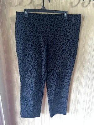 Pantalones para mujer talla grande Isaac Mizrahi Live Velvet talla 22W Foto 1 de 4